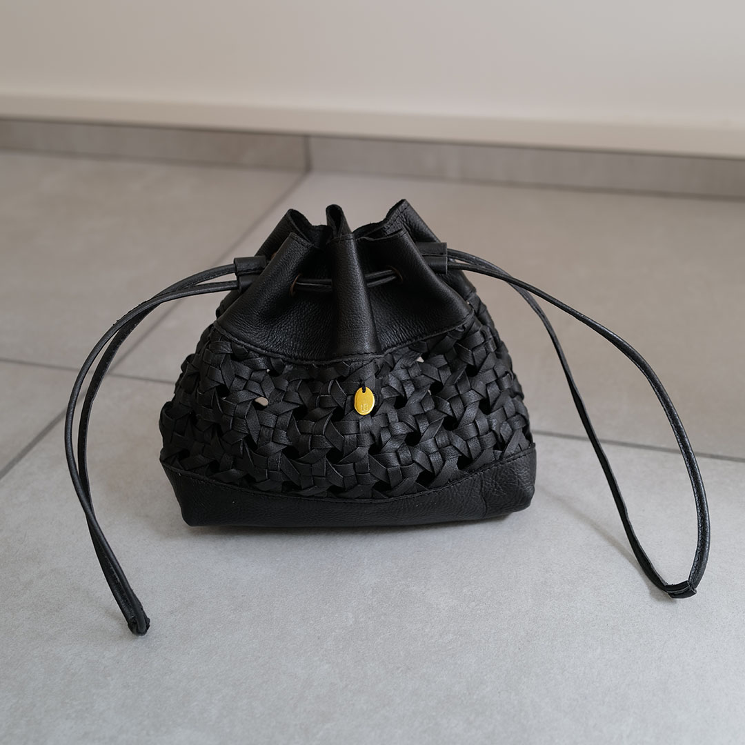 １行目右の画像